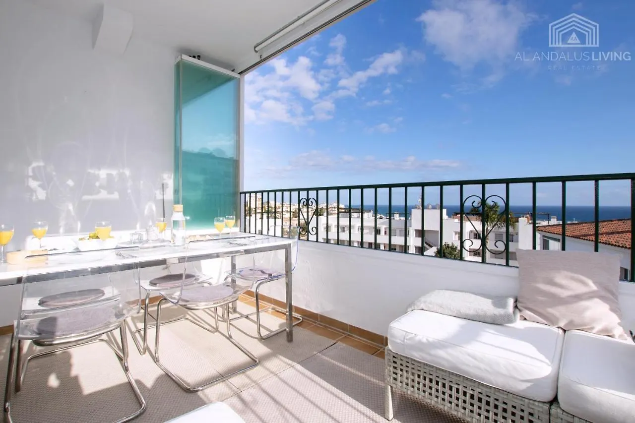 Scandinavian Style Apartment With Amazing Sea Views And South West Facing Sunny Terrace In Miraflores Walking Distance To The Beach! Málaga