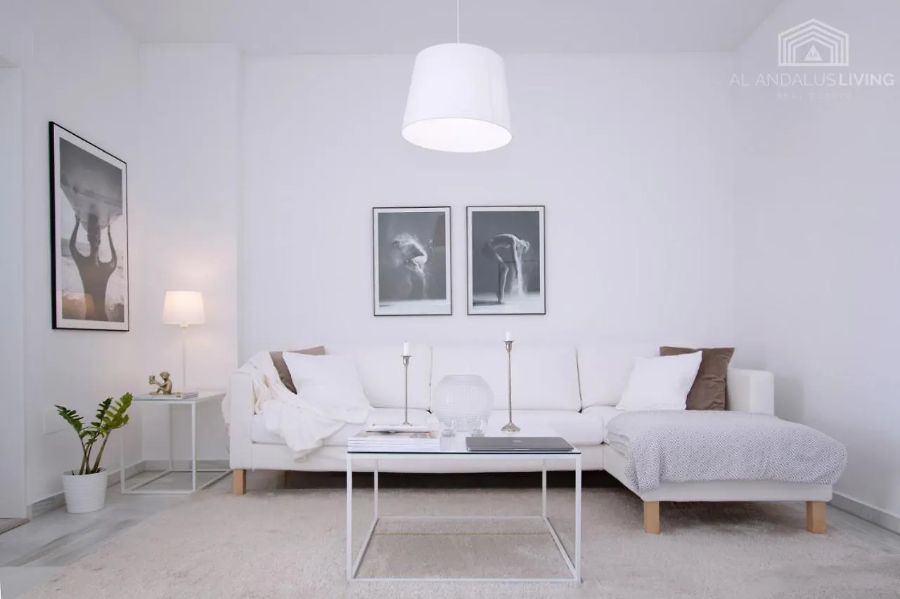 Scandinavian Style Apartment With Amazing Sea Views And South West Facing Sunny Terrace In Miraflores Walking Distance To The Beach! Málaga