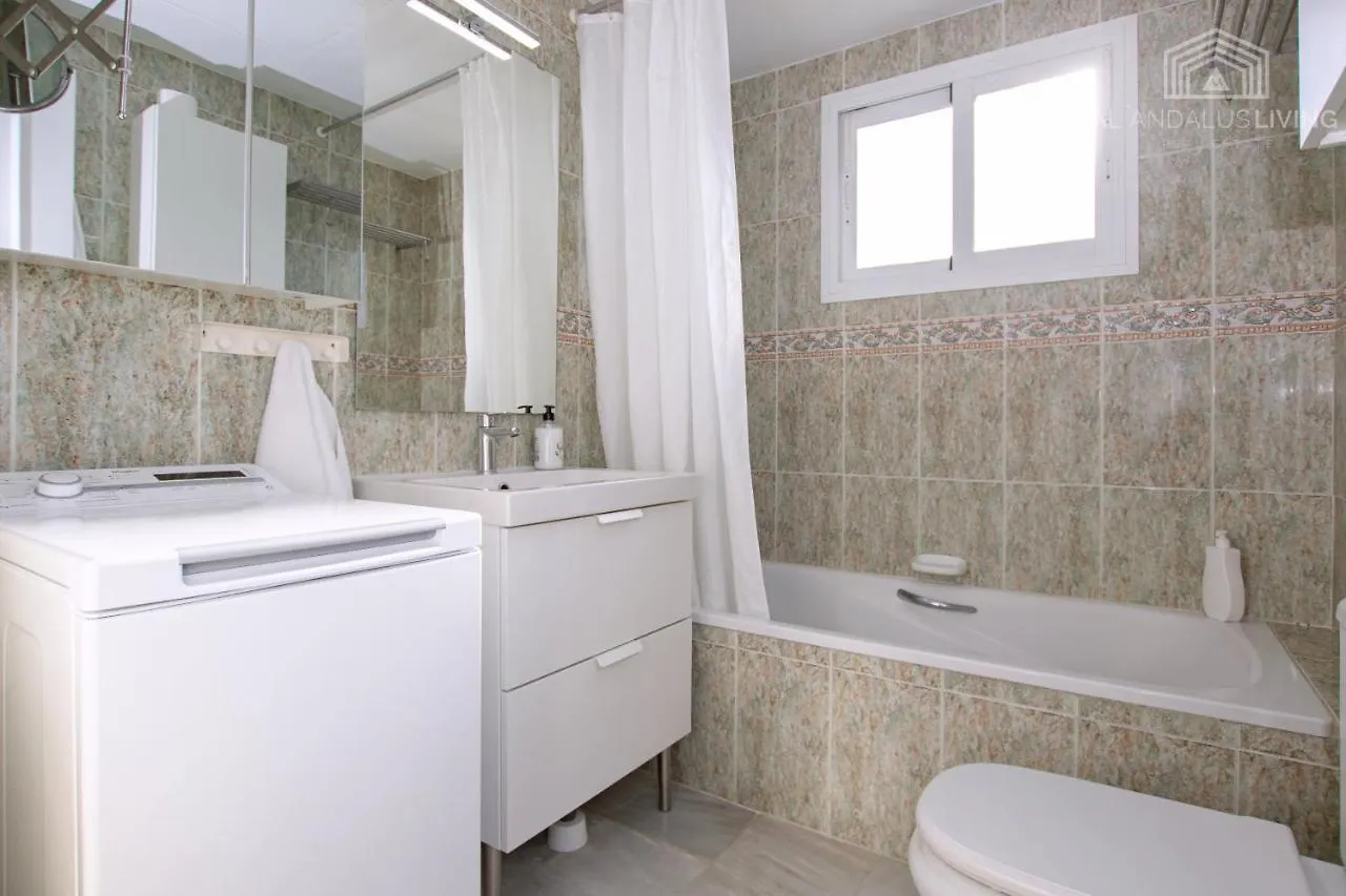 Scandinavian Style Apartment With Amazing Sea Views And South West Facing Sunny Terrace In Miraflores Walking Distance To The Beach! Málaga